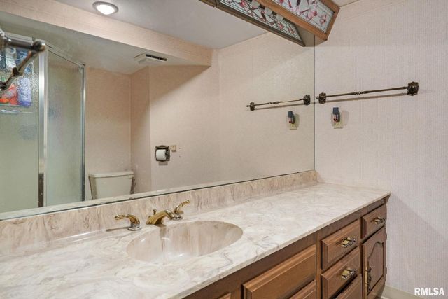 3309 33rd Avenue, Rock Island, IL 61201