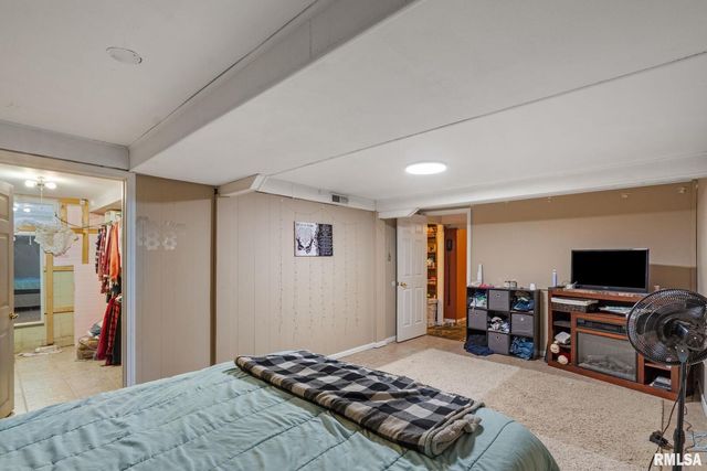 3309 33rd Avenue, Rock Island, IL 61201