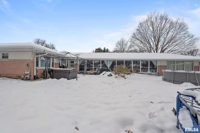 3309 33rd Avenue, Rock Island, IL 61201