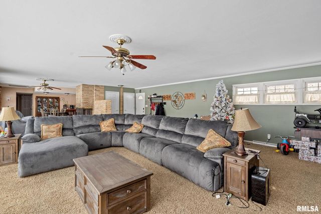 3309 33rd Avenue, Rock Island, IL 61201