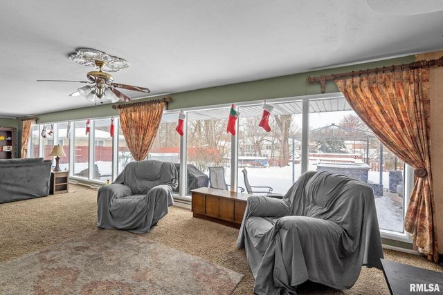 3309 33rd Avenue, Rock Island, IL 61201