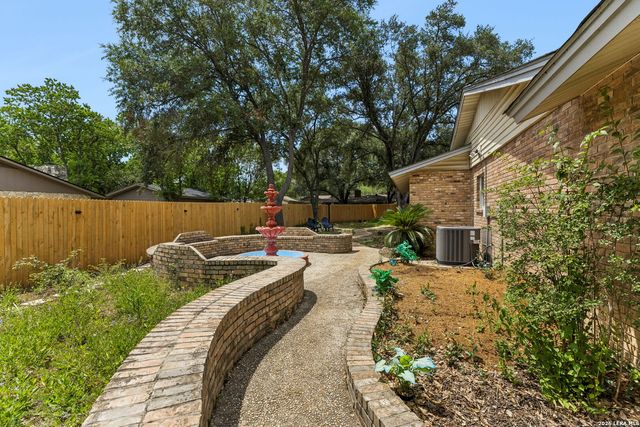 1640 WILLOW LN, Seguin, TX 78155