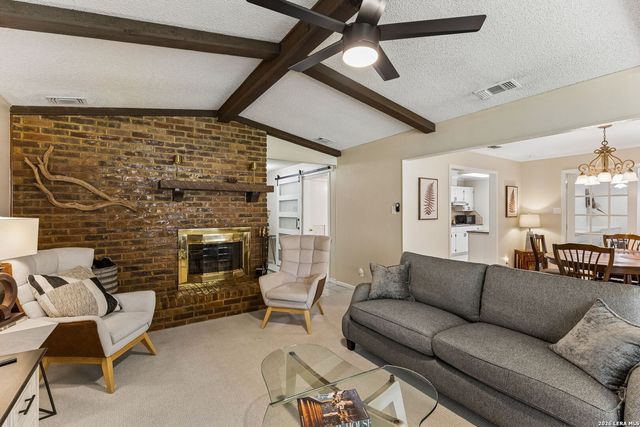 1640 WILLOW LN, Seguin, TX 78155