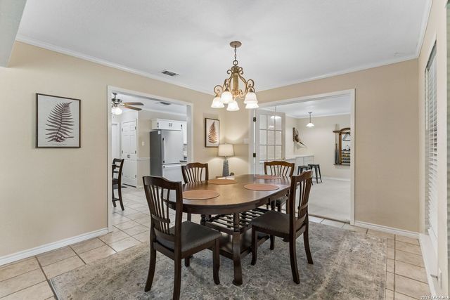 1640 WILLOW LN, Seguin, TX 78155