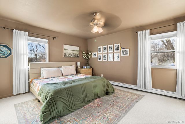 24 Parkside Avenue, Miller Place, NY 11764