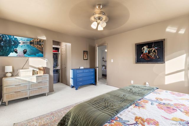 24 Parkside Avenue, Miller Place, NY 11764