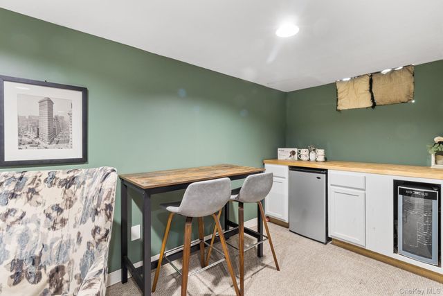 24 Parkside Avenue, Miller Place, NY 11764