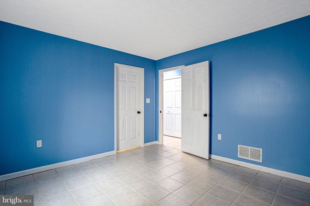 Image 16 of property listing at 312 SW PERSHING AVE, Glen Burnie, MD 21061