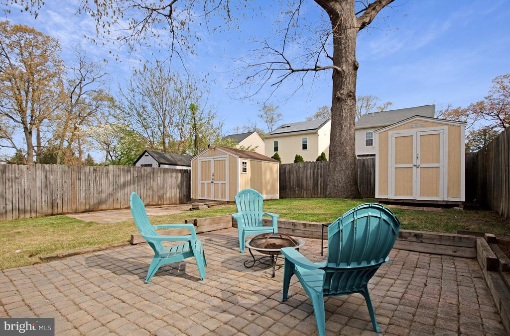 Image 23 of property listing at 312 SW PERSHING AVE, Glen Burnie, MD 21061