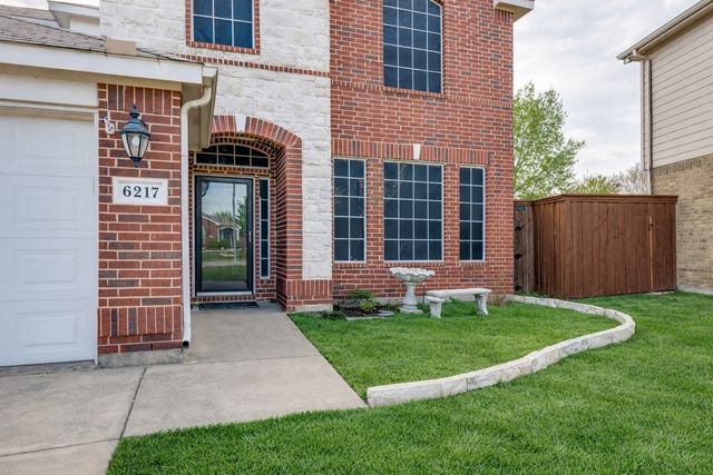 6217 Granite Creek Drive, Fort Worth, TX 76179