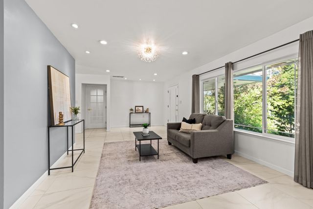 4368 Virgusell Cir, Carmichael, CA 95608