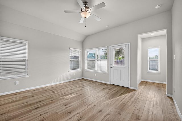 9254 Sea Garden Street, Houston, TX 77034