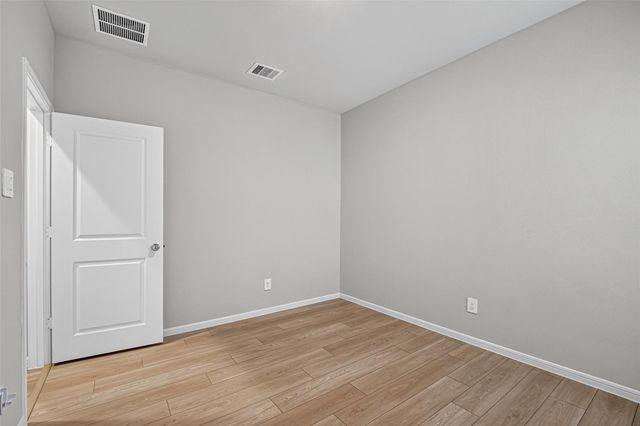 9254 Sea Garden Street, Houston, TX 77034