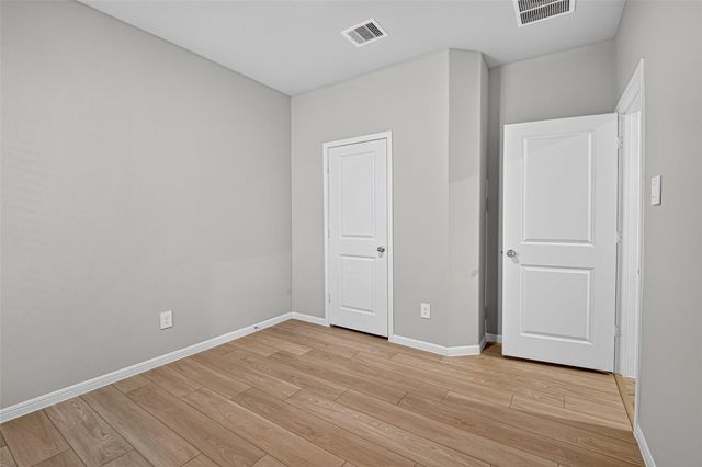 9254 Sea Garden Street, Houston, TX 77034