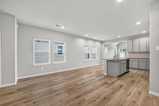 9254 Sea Garden Street, Houston, TX 77034