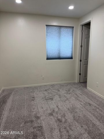 2043 E LANTANA Drive, Chandler, AZ 85286