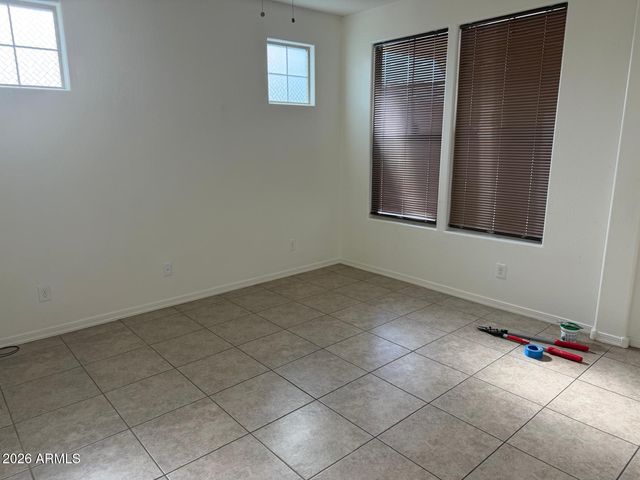 2043 E LANTANA Drive, Chandler, AZ 85286