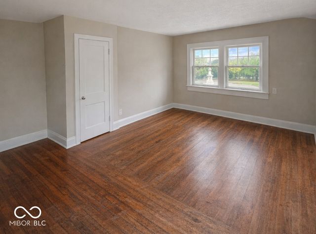 725 Woodruff Place Middle Drive, Indianapolis, IN 46201