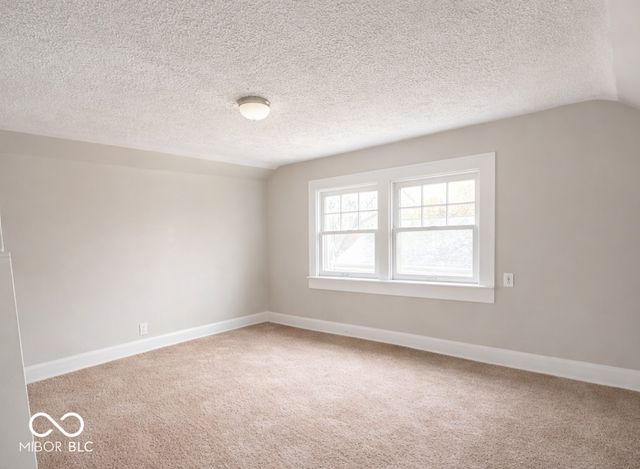 725 Woodruff Place Middle Drive, Indianapolis, IN 46201