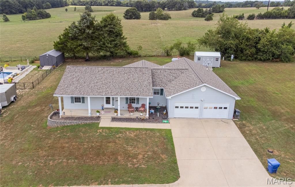 11 Westwood Drive, Salem, MO 65560