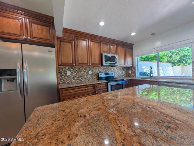 7118 E BUENA TERRA Way, Paradise Valley, AZ 85253