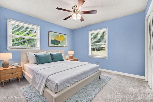 9409 Wedgewood Drive, Huntersville, NC 28078