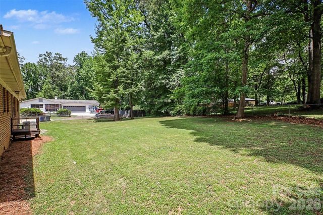 9409 Wedgewood Drive, Huntersville, NC 28078