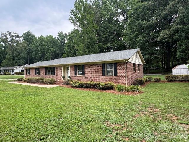 9409 Wedgewood Drive, Huntersville, NC 28078