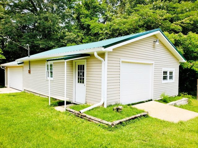 3105 Old Highway 69, S, Camden, TN 38320
