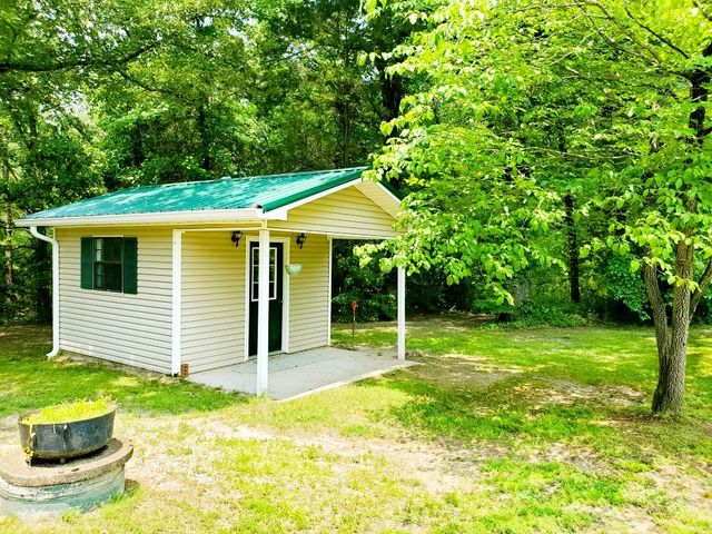 3105 Old Highway 69, S, Camden, TN 38320