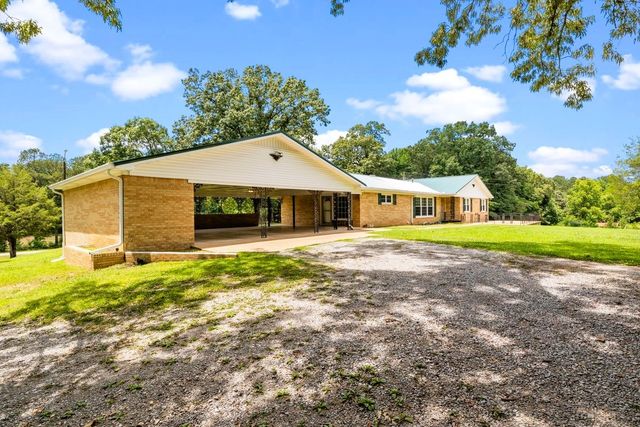 3105 Old Highway 69, S, Camden, TN 38320