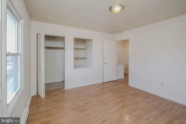 1330 MONROE AVE, Front Royal, VA 22630