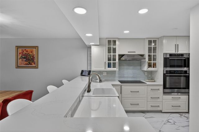 4100 Galt Ocean 606, Fort Lauderdale, FL 33308