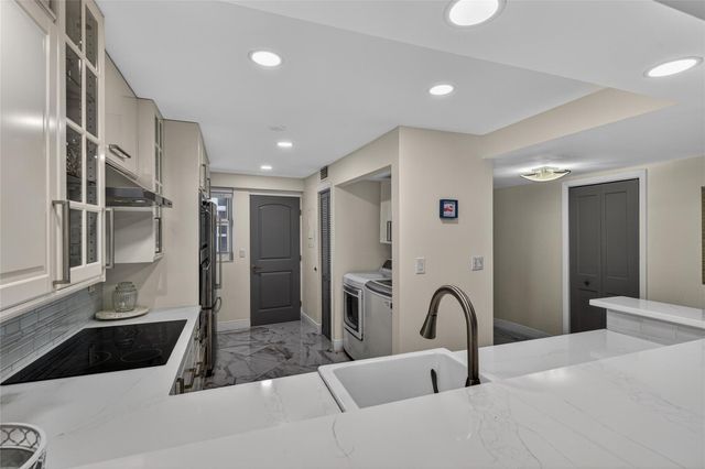 4100 Galt Ocean 606, Fort Lauderdale, FL 33308