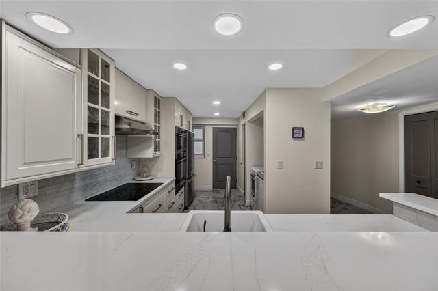 4100 Galt Ocean 606, Fort Lauderdale, FL 33308