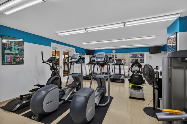 4100 Galt Ocean 606, Fort Lauderdale, FL 33308