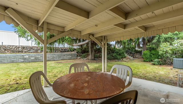 601 N Jennifer Lane, East Wenatchee, WA 98802