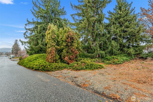 601 N Jennifer Lane, East Wenatchee, WA 98802