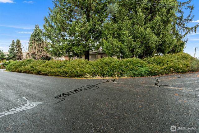 601 N Jennifer Lane, East Wenatchee, WA 98802