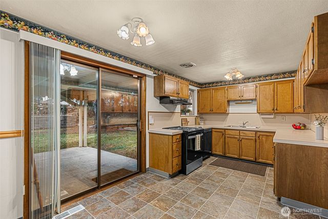 601 N Jennifer Lane, East Wenatchee, WA 98802