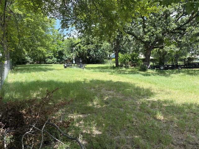 130 Autumnwood Trail, Gun Barrel City, TX 75156