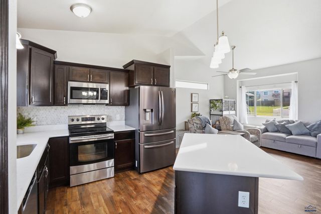 6768 CAMBRIDGE CT, Summerset, SD 57718