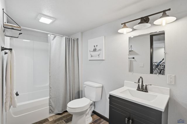 6768 CAMBRIDGE CT, Summerset, SD 57718