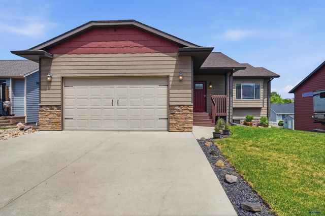 6768 CAMBRIDGE CT, Summerset, SD 57718