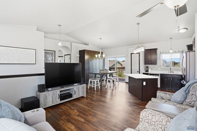6768 CAMBRIDGE CT, Summerset, SD 57718