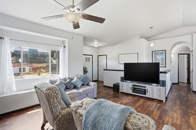 6768 CAMBRIDGE CT, Summerset, SD 57718