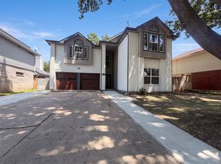 6315 Meadow Glen Drive, Arlington, TX 76018