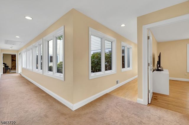 64 Dogwood Ter, Long Hill Twp., NJ 07946