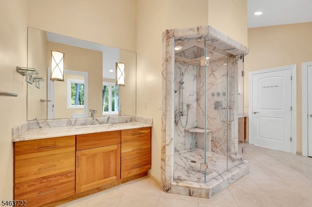 64 Dogwood Ter, Long Hill Twp., NJ 07946