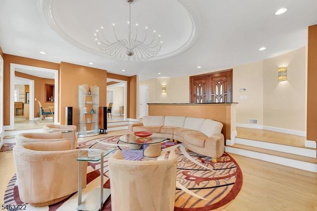 64 Dogwood Ter, Long Hill Twp., NJ 07946